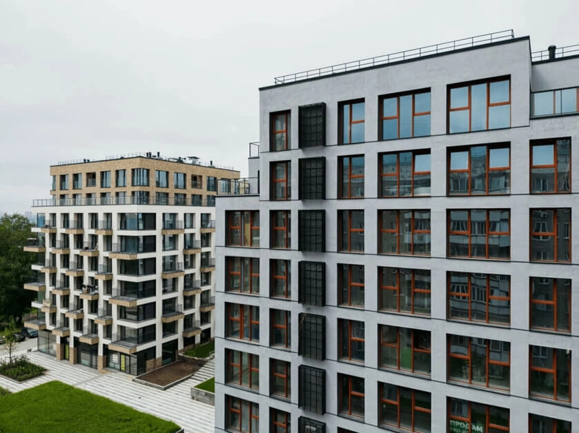 На Никитина