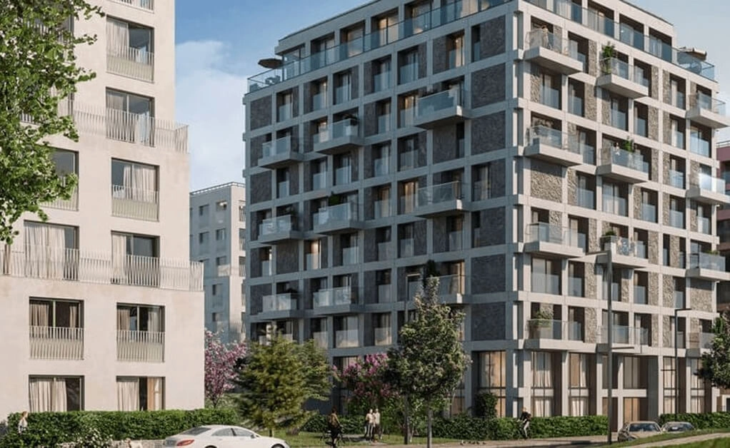 На Никитина